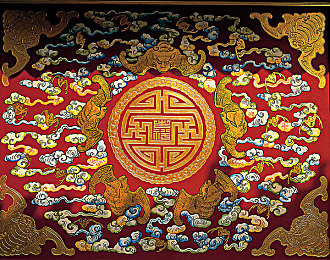 打白嫩屁股,“网络图片曝光儿童遭体罚，儿童权益保护再引社会热议，共筑安全成长环境”-2