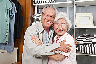 一百款不良软件,“揭秘潜藏威胁，解锁信息安全密钥：解码未知软件隐患与防护攻略”
