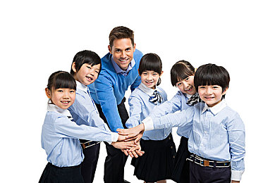 美女不穿衣服内衣内裤的软件,网络隐私守护者：揭秘低俗软件风波