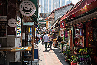 成人APP福利导航,畅游奇幻乐园，尽享福利盛宴——揭秘游戏秘境之旅-2