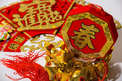 国产色情av,网络色情泛滥，国产AV伦理困境：监管挑战与公众争议亟待破解