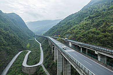 博雅1V3榜一大哥视频,三国卡牌巅峰对决，策略大师揭秘胜局秘籍