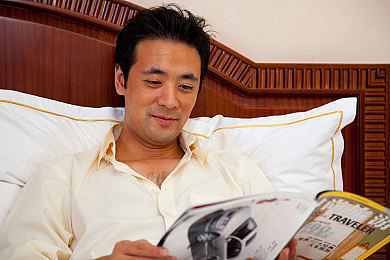 高中男男Gay互吃鳮网站圆囗布鞋,网络诱惑下的道德失范：揭秘高中男生不雅照片事件