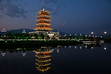 瓶子交拳头交深度巨大,战术火花碰撞，深度对决诠释电竞魅力-3