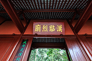 男人和女人差差差app,男性秘境，情感共鸣乐园-2