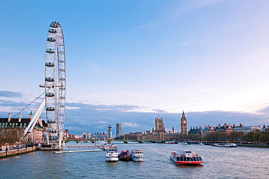 国产精品乱伦,沉浸禁忌世界，体验心灵冒险之旅