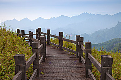 火影黄,黄色元素引领忍者冒险，《火影》风冒险游戏《火影黄》评测解析-1