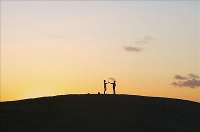 一本色综合,网络阴影下的暗流涌动：揭秘隐秘色情产业链，共筑清朗网络家园-2