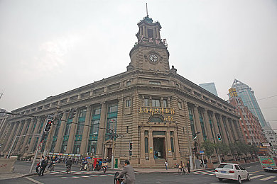 世上最不得安人3血腥吃人,惊悚游戏引争议：血腥吃人场景触发儿童保护警钟，社会呼吁加强网络安全监管