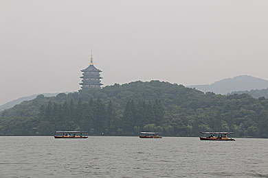 国自AV,沉浸江湖，星际穿越：探索未来虚拟现实新篇章-1