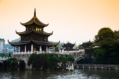 a天堂在线,数字仙境探险，畅享欢乐社交之旅
