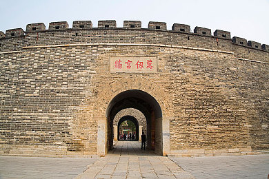 男人和女人打扑克差,扑克赛场性别差异引热议：揭秘男女选手表现差异背后的原因-2