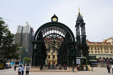 在公交车上弄到高C了怎么办,公交出行新时尚：轻松观影神器，让你的旅程不再无聊-4